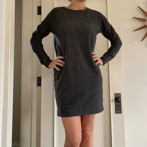 NWT Lou & Grey shift dress size XS gray